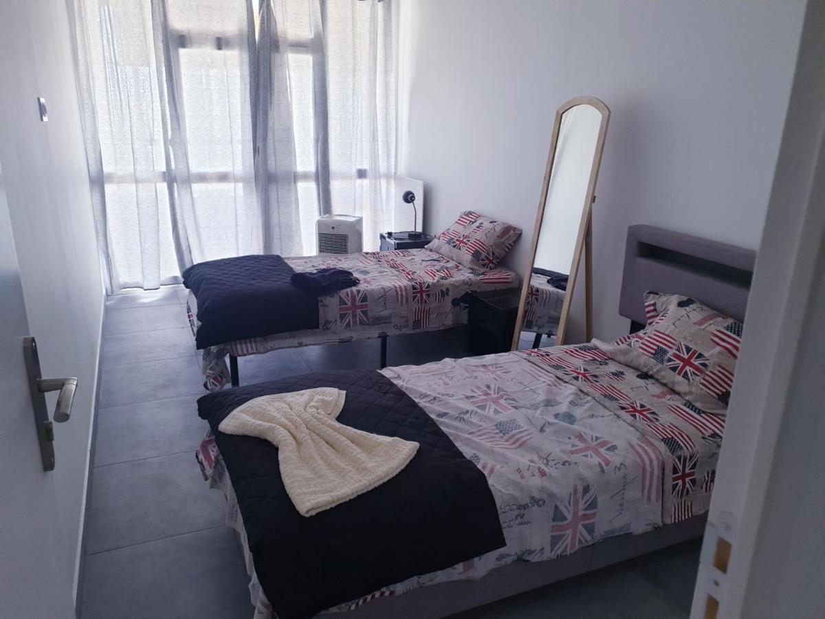 Big Flat Sea Vieuw 95 M2 5 Rooms Near Airport 5 Min Train 3 Min And Tram On Site, Beach 7 Min, 2 Showers And 2 Toilets , Neuf Grand Appartement 95 M2 5 Chambres Proche Aeroport 5 Min Train 3 Min Et Tramway Sur Place, Plage 7 Min 2 Douches Et 2 Wc Vue Nice Dış mekan fotoğraf