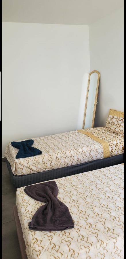 Big Flat Sea Vieuw 95 M2 5 Rooms Near Airport 5 Min Train 3 Min And Tram On Site, Beach 7 Min, 2 Showers And 2 Toilets , Neuf Grand Appartement 95 M2 5 Chambres Proche Aeroport 5 Min Train 3 Min Et Tramway Sur Place, Plage 7 Min 2 Douches Et 2 Wc Vue Nice Dış mekan fotoğraf
